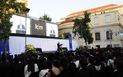 FCFM gradúa a 462 nuevos ingenieros y científicos