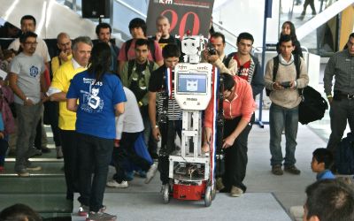Robotics Day en la FCFM: Más de 6 mil personas conocieron la última tecnología e investigaciones en robots