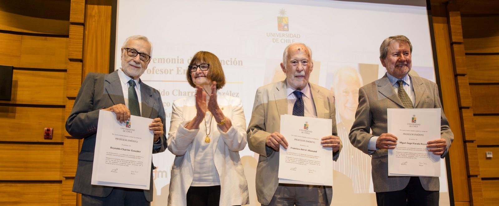 Geólogos de la FCFM son distinguidos como Profesores Eméritos