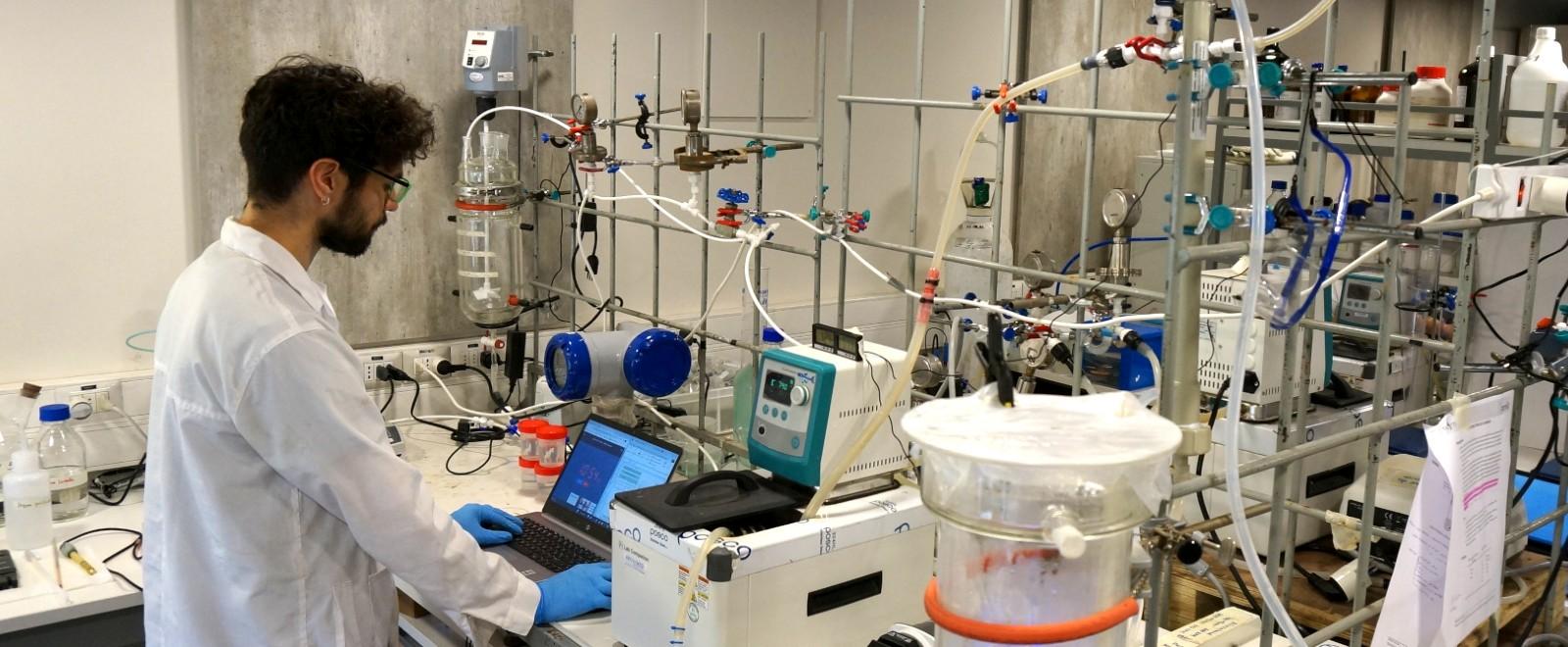 Proceso SuCy desarrollado por el AMTC obtuvo patente en Chile
