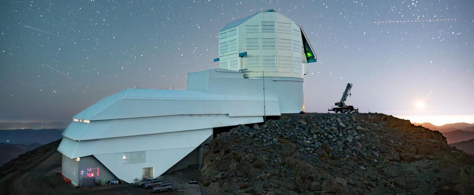 Astrónomo U. de Chile analizará los millones de datos del Observatorio Vera Rubin