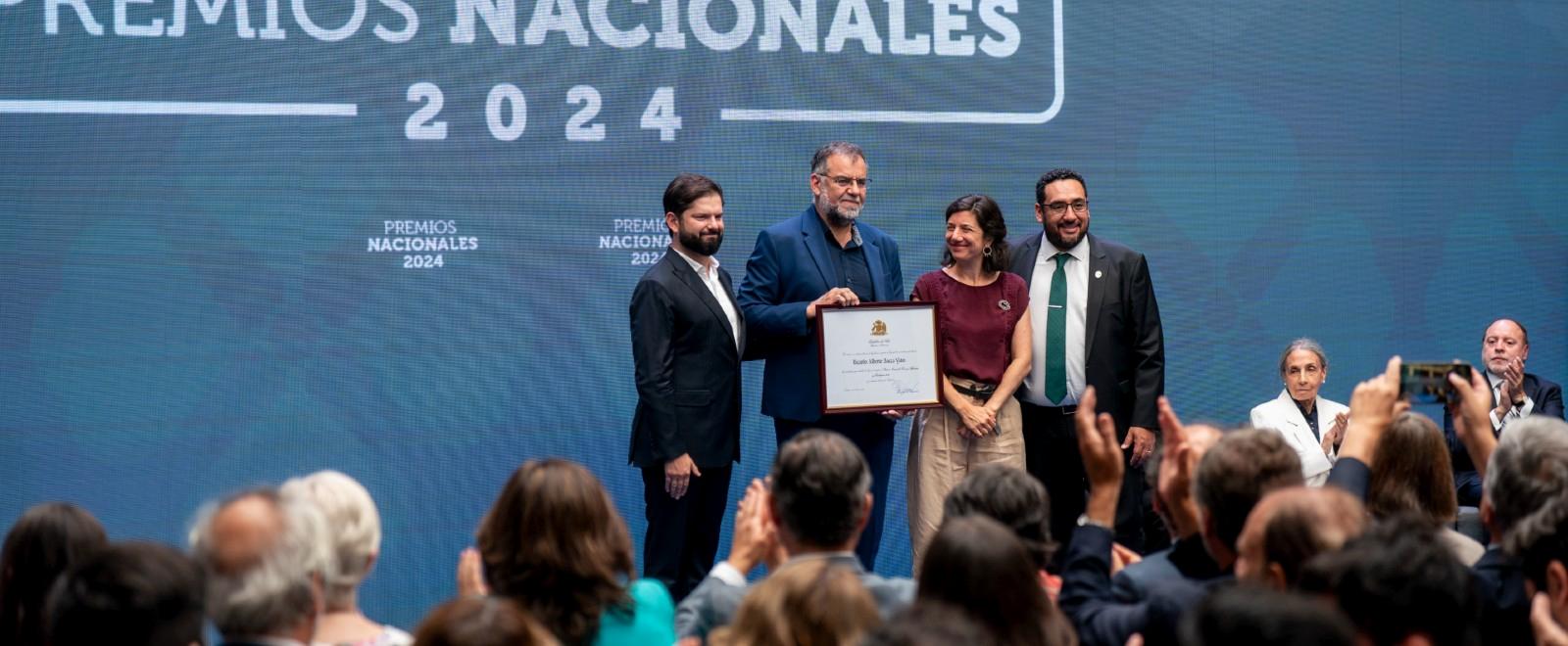 Prof. Ricardo Baeza-Yates recibe Premio Nacional en ceremonia realizada en La Moneda