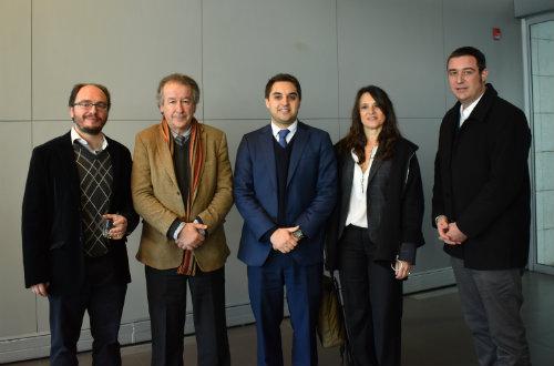 La actividad contó con la presencia del decano de la FCFM, Francisco Martínez, y el director de Empleabilidad de Trabajando.com, Ignacio Brunner.