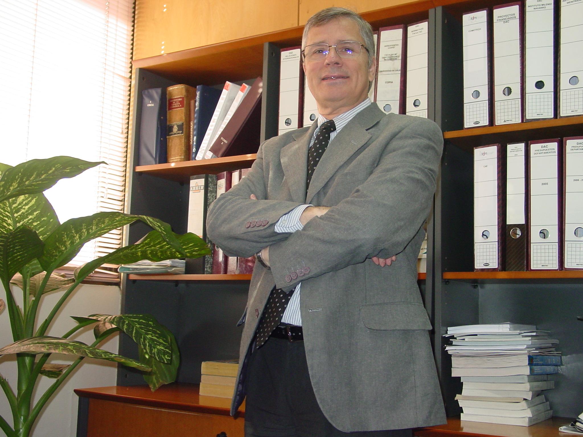 Manuel Duarte, académico del Departamento de Ingeniería Eléctrica (DIE).
