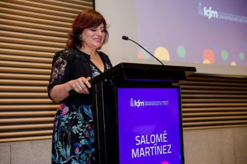 Salomé Martínez, directora de Diversidad y Género de la FCFM, durante el lanzamiento oficial de la nueva institucionalidad.