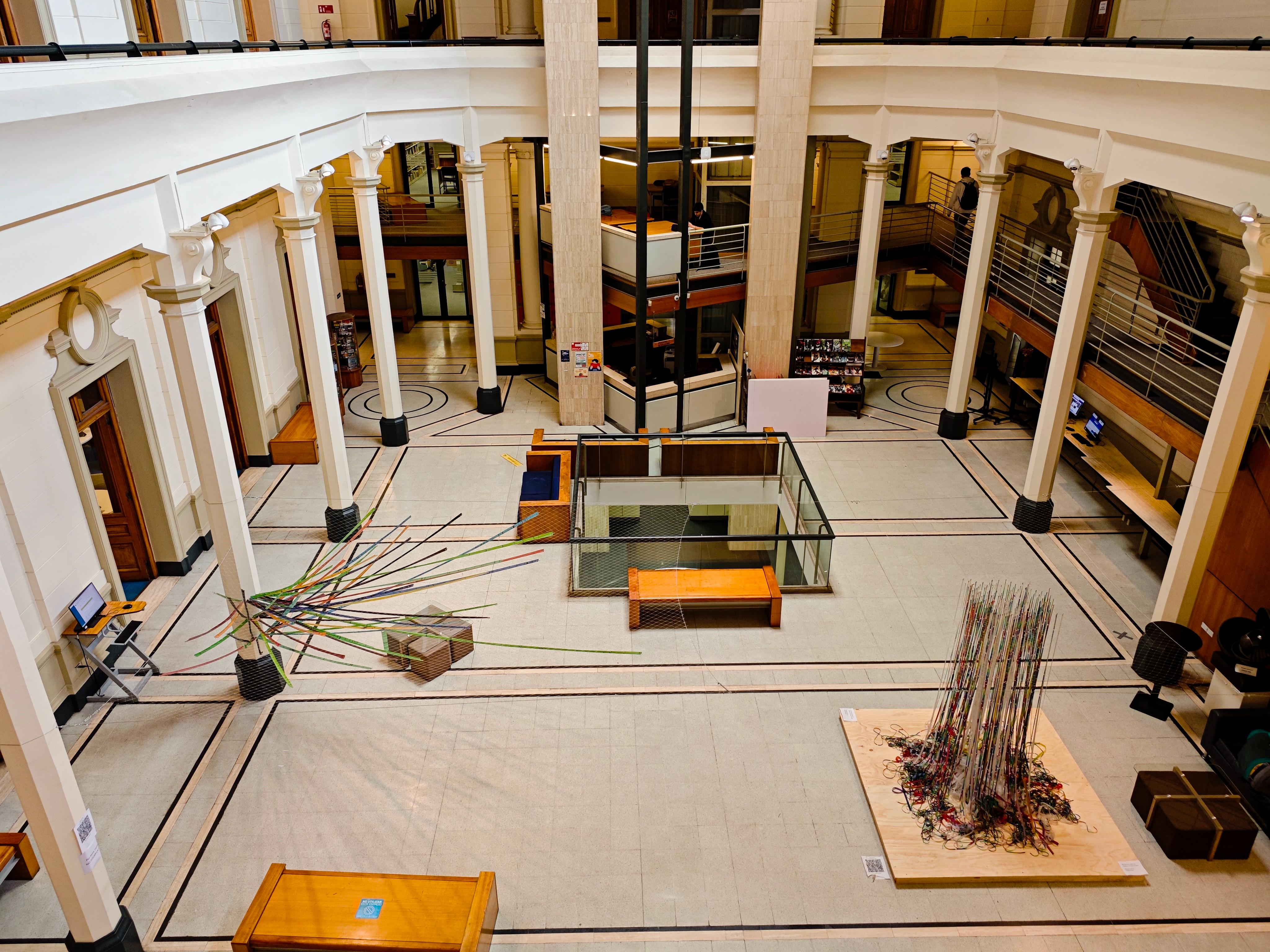 BIBLIOTECA
