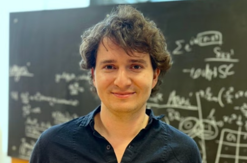 Alumni del DFI fue reconocido por la Sociedad Americana de Física