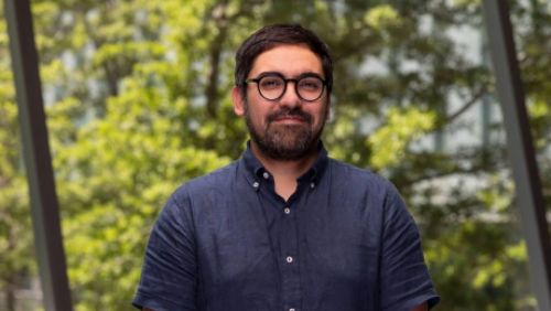 Prof. Claudio Muñoz Cerón recibe el Premio Ramanujan 2025