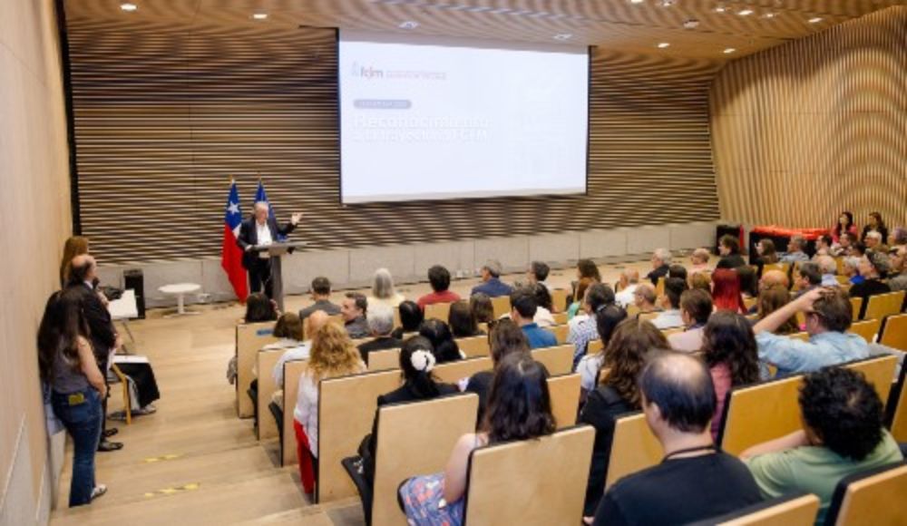 FCFM despidió a quienes cierran su ciclo laboral en 2025