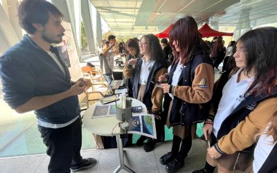 Stand en la explanada de 851.