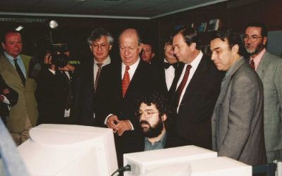 Con la presencia del Presidente Ricardo Lagos, en el año 200 fue inaugurado el Centro de Modelamiento Matemático