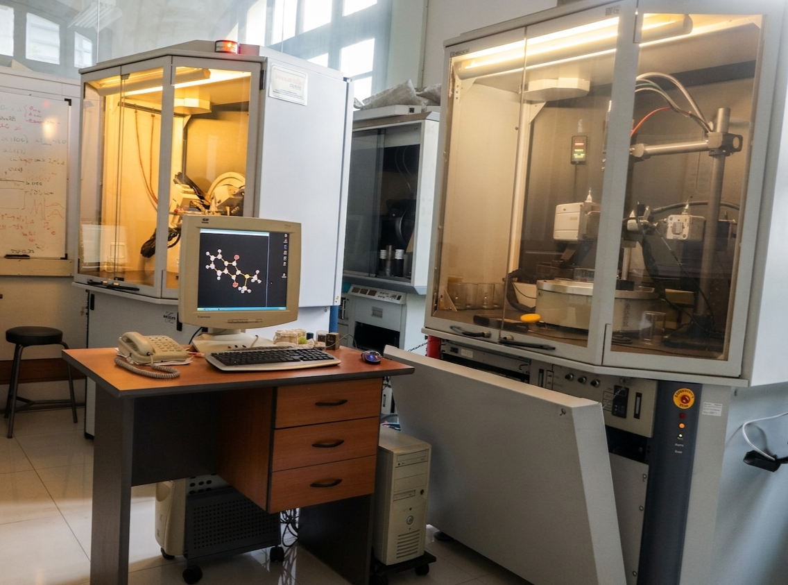Laboratorio de Cristalografía, Difracción de Rayos X y Polimorfismo